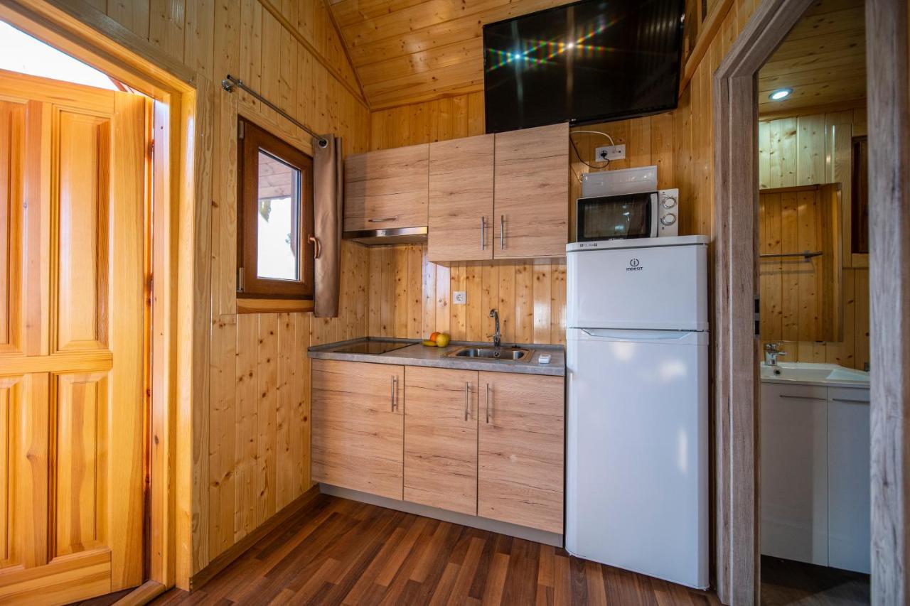 Camping Bungalow Serra De Prades Resort Vilanova de Prades Dış mekan fotoğraf