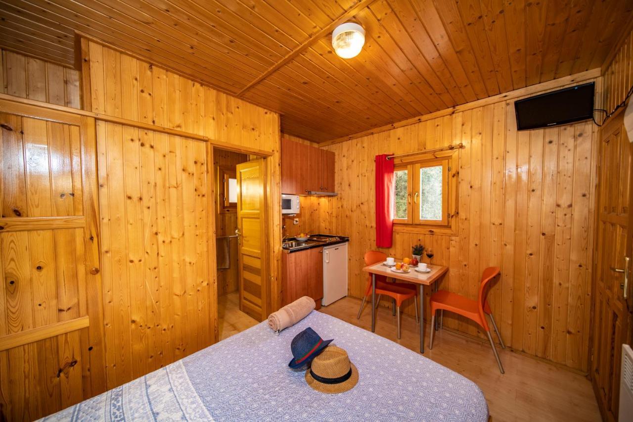 Camping Bungalow Serra De Prades Resort Vilanova de Prades Dış mekan fotoğraf