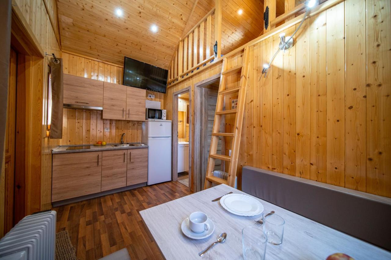 Camping Bungalow Serra De Prades Resort Vilanova de Prades Dış mekan fotoğraf
